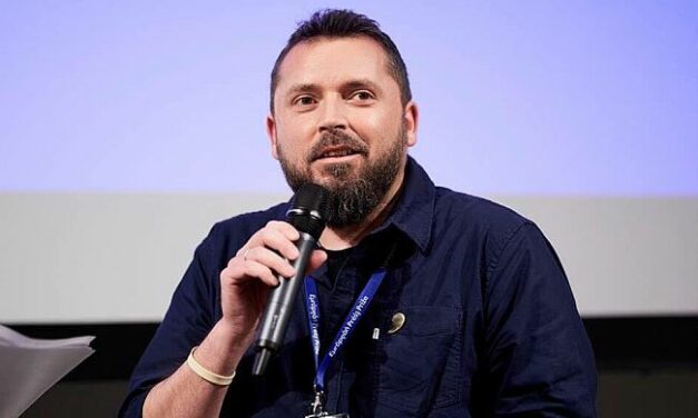 Dragan Bursać prvi pisac-rezident Kuće Stojanovića
